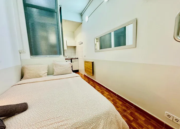 Διαμέρισμα 033 Basic Barca 3 3 *