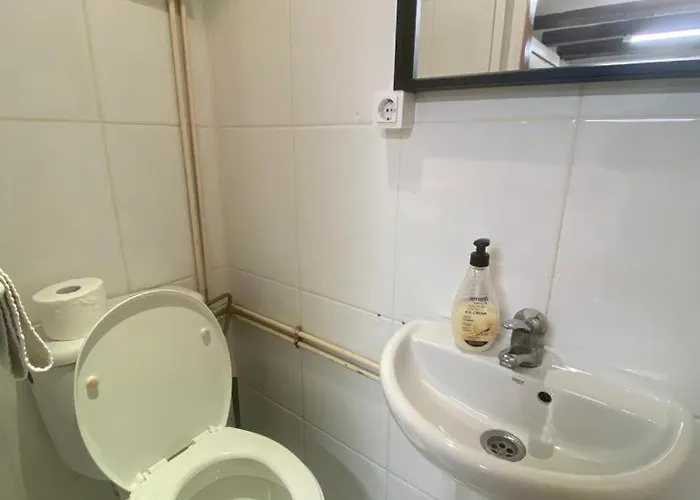 Διαμέρισμα 033 Basic Barca 3 3 *